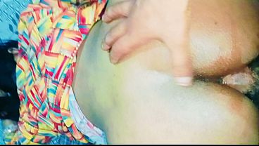 Neha Bhabhi Faz Anal Apertada Pela Primeira Vez De Quatro