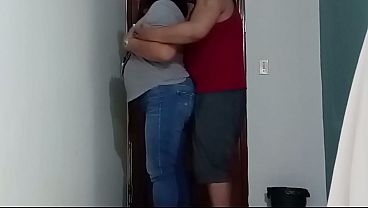 Seduzindo a esposa do vizinho, uma senhora madura e infiel